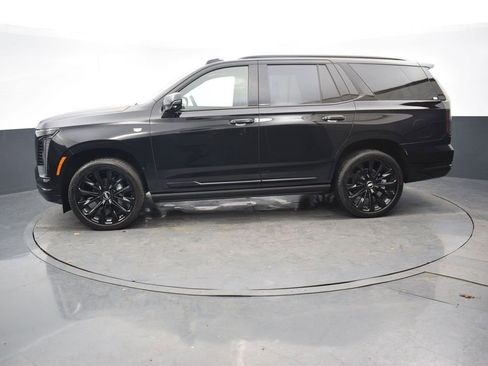 Certified 2026 Cadillac Escalade Platinum Sport w/ LPO, ONYX Package image 2