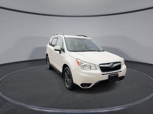 Used 2015 Subaru Forester 2.5i Premium w/ All-Weather Package image 2