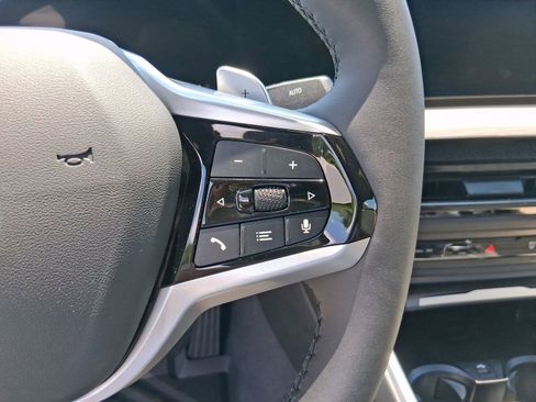 Used 2025 BMW 230i 230i w/ Convenience Package image 21