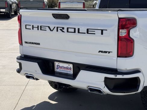 Used 2023 Chevrolet Silverado 1500 RST w/ Texas Edition Plus AWD/4WD image 6