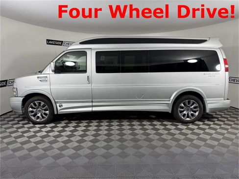 New 2024 Chevrolet Express 2500 Extended image 3