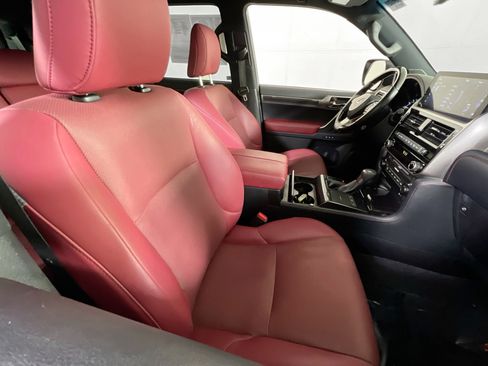 Used 2023 Lexus GX 460 Premium w/ Premium Package image 27