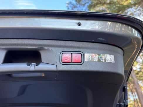 New 2026 Mercedes-Benz GLE 450 GLE 450 image 18