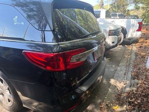 Used 2019 Honda Odyssey EX image 7