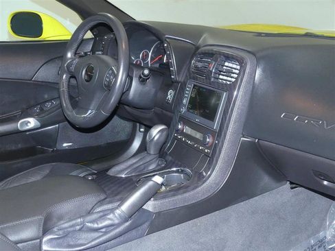 Used 2012 Chevrolet Corvette Grand Sport w/ 2LT Preferred Equipment Group RWD image 23