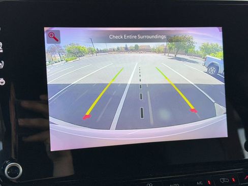 Used 2024 Jeep Wagoneer L Series II w/ Flexible Seating Group image 31