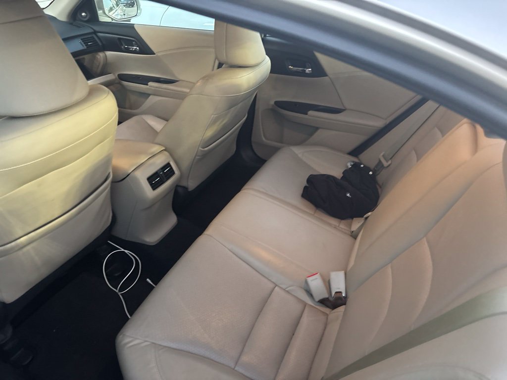 Used 2015 Honda Accord EX-L image 5
