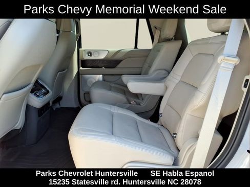 Used 2021 Lincoln Navigator Reserve w/ Luxury Package AWD/4WD image 21