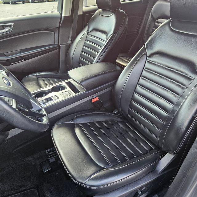 Used 2024 Ford Edge SEL AWD/4WD image 16