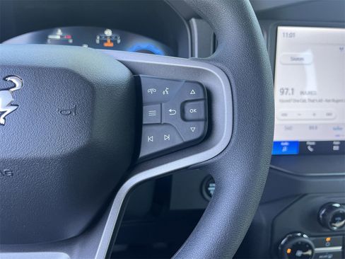 New 2025 Ford Bronco Base image 11