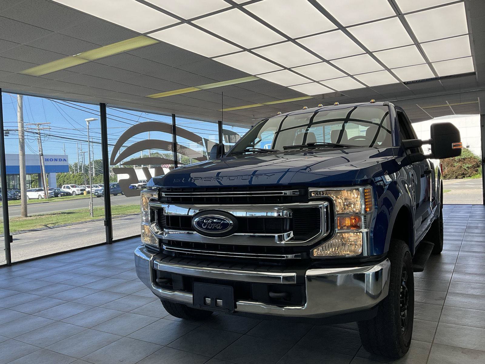 Used 2022 Ford F250 XL w/ STX Appearance Package AWD/4WD image 3