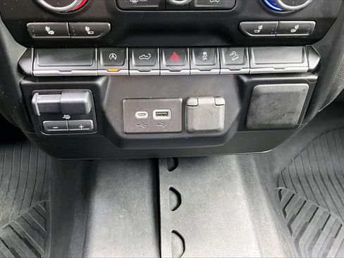 Used 2021 Chevrolet Silverado 1500 RST image 15