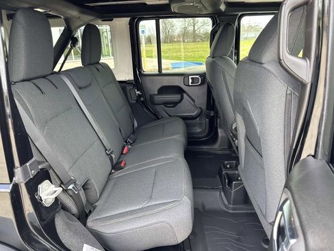 New 2026 Jeep Wrangler Unlimited Sport AWD/4WD image 19