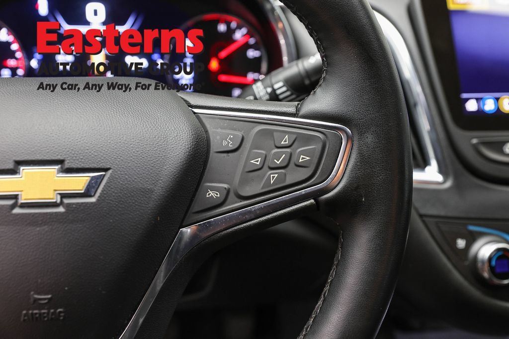 Used 2024 Chevrolet Malibu LT FWD image 18