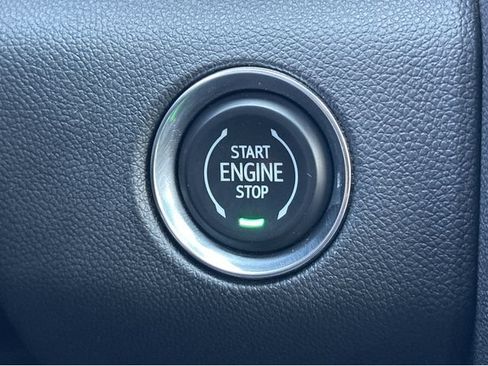 Used 2024 GMC Acadia Elevation w/ Luxury Package FWD image 34