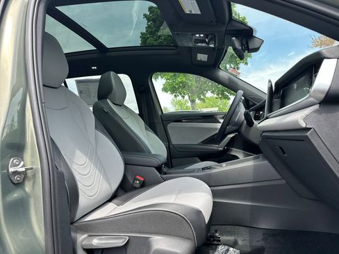 New 2026 Volkswagen Tiguan SE R-Line AWD/4WD image 15