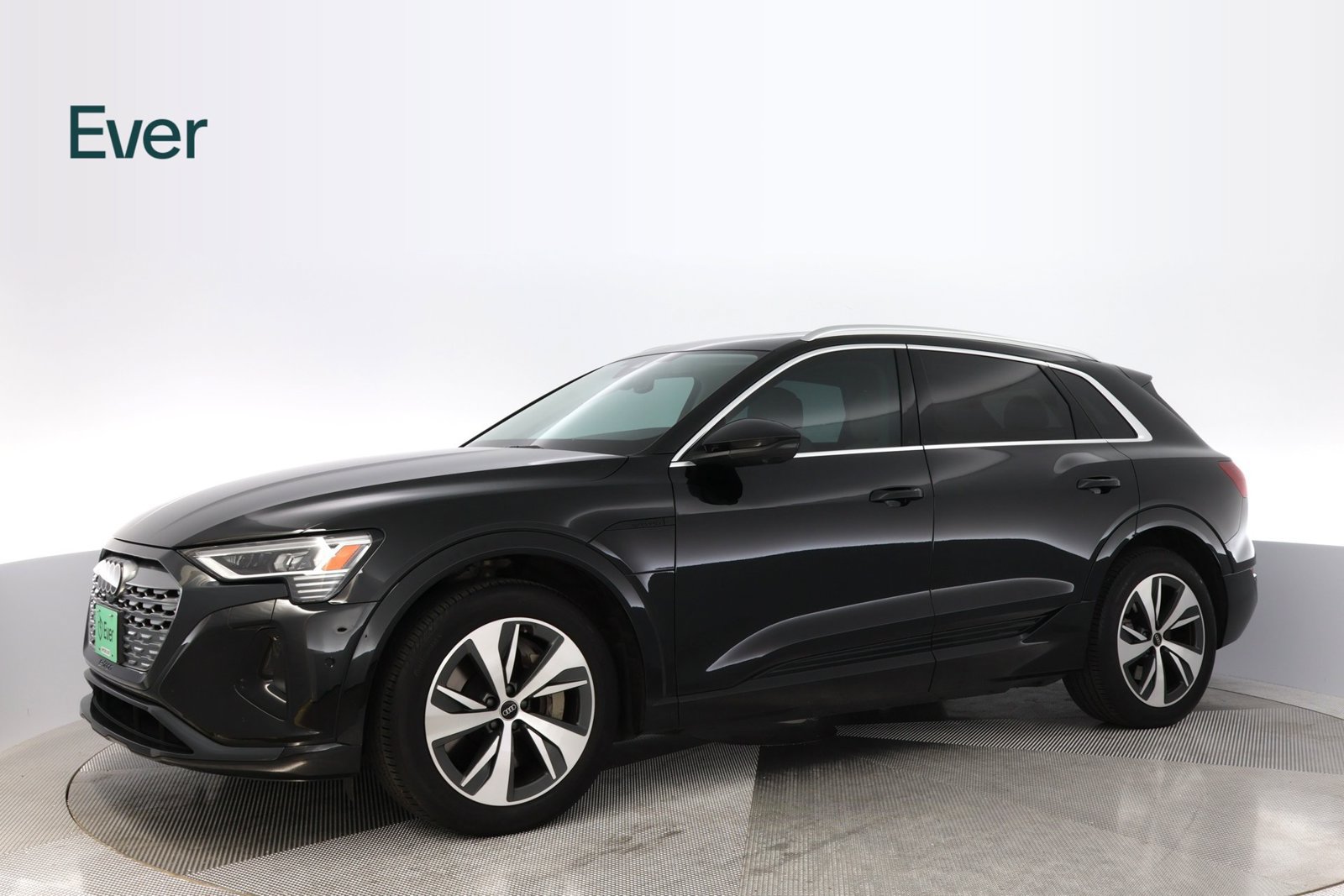 Used 2024 Audi Q8 e-tron Premium Plus w/ Premium Plus Package AWD/4WD image 18