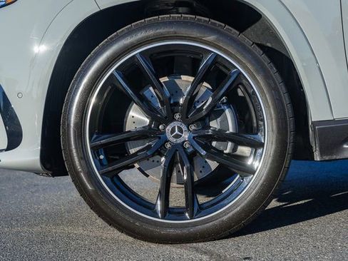 New 2026 Mercedes-Benz GLS 450 4MATIC image 19