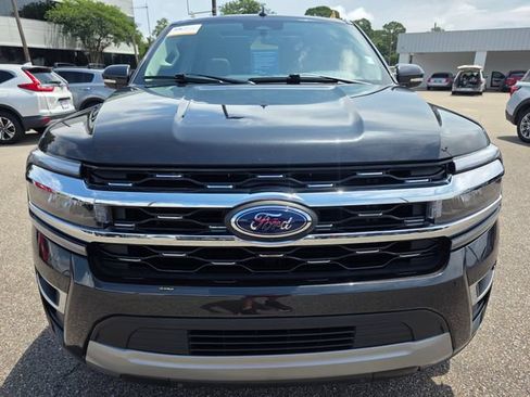 Certified 2024 Ford Expedition Max Limited RWD image 3