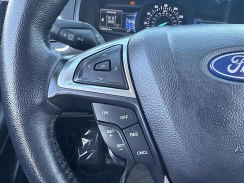 Used 2024 Ford Edge Titanium image 32