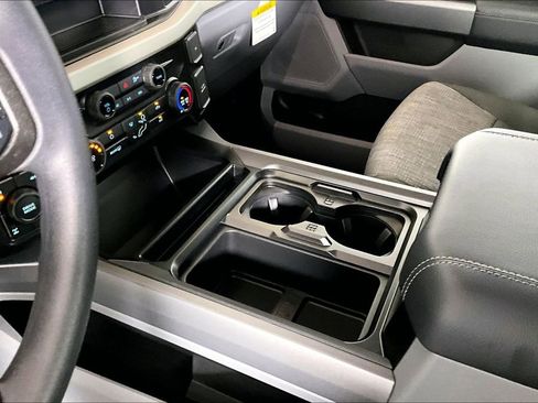 New 2026 Ford F250 XLT w/ FX4 Off-Road Package image 8