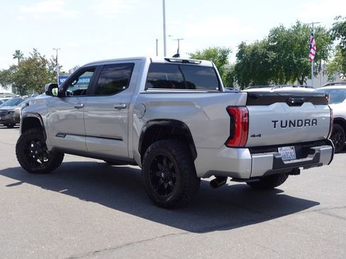 Used 2024 Toyota Tundra Platinum AWD/4WD image 9