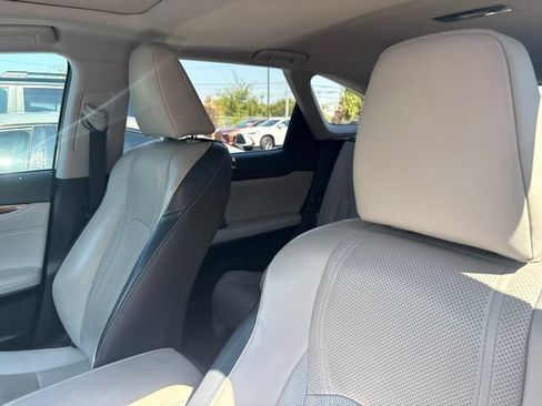 Used 2018 Lexus RX 350L FWD image 2