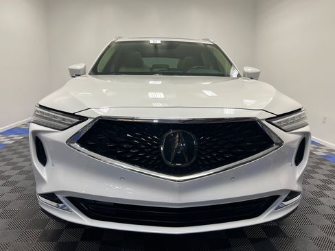 Used 2023 Acura MDX SH-AWD w/ Technology Package image 2