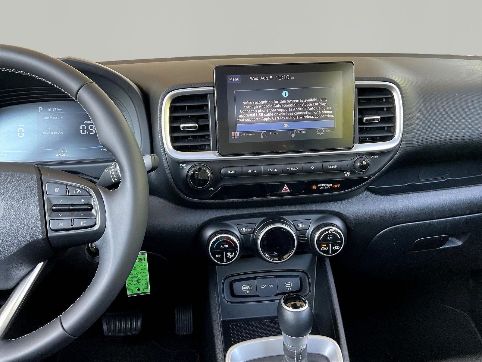 Used 2023 Hyundai Venue SEL w/ Cargo Package FWD image 9