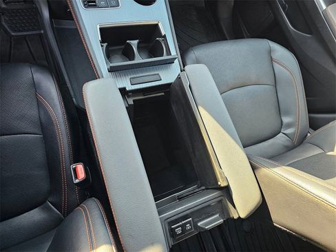 Used 2024 Toyota Sienna XSE image 30