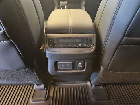 New 2026 Nissan Pathfinder Platinum w/ Cargo Package image 22
