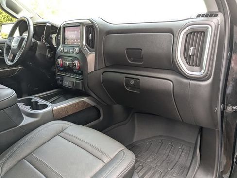 Used 2019 GMC Sierra 1500 Denali w/ Denali Ultimate Package AWD/4WD image 4