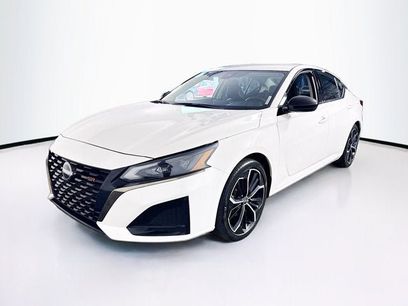 Used 2024 Nissan Altima 2.5 SR