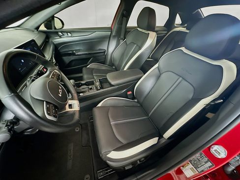 Used 2025 Kia K5 GT-Line image 13
