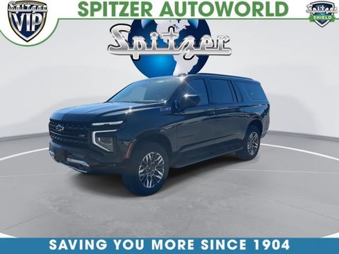 Used 2025 Chevrolet Suburban Z71 AWD/4WD image 4