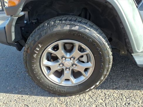 Used 2020 Jeep Wrangler Unlimited Sport image 9