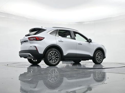 New 2026 Ford Escape SE image 31