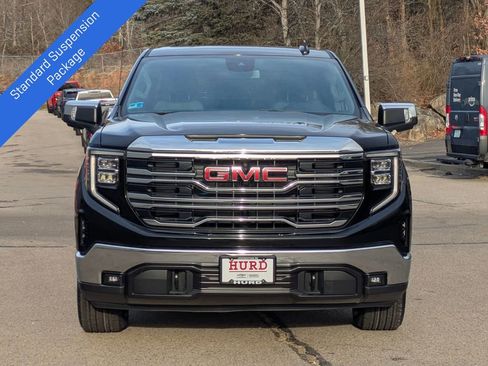 Certified 2025 GMC Sierra 1500 SLT image 9
