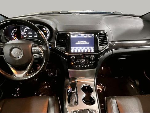 Used 2021 Jeep Grand Cherokee Overland AWD/4WD image 16