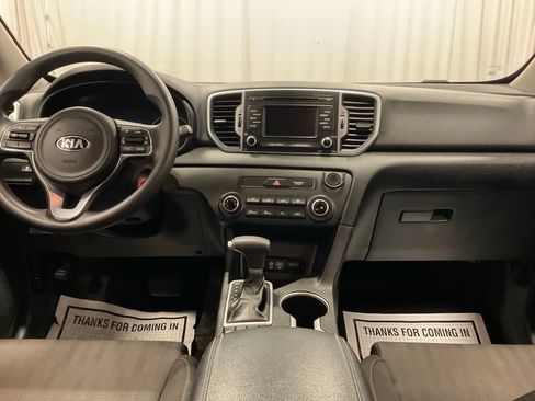 Used 2017 Kia Sportage LX AWD/4WD image 7