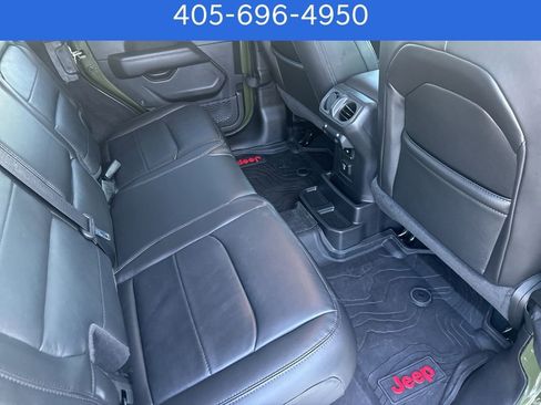 Used 2022 Jeep Wrangler Unlimited Sahara image 28