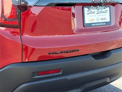 Certified 2023 GMC Acadia SLT w/ Elevation Edition image 32