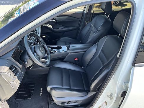 Certified 2023 Nissan Rogue SV w/ SV Premium B Package FWD image 13