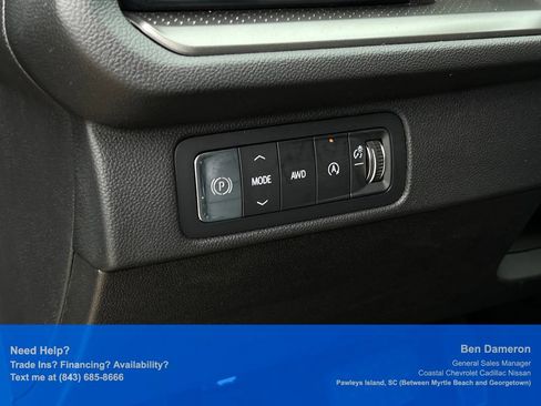 Used 2025 Chevrolet Traverse LT AWD/4WD image 8