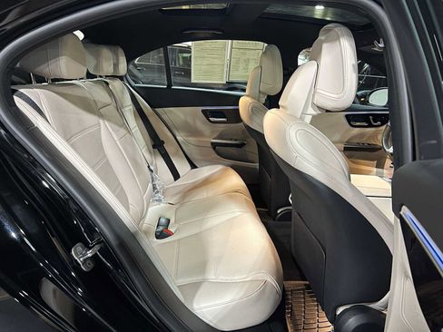 Certified 2026 Mercedes-Benz C 300 4MATIC Sedan image 14