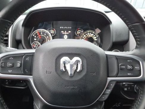Used 2024 RAM 2500 Big Horn w/ Night Edition AWD/4WD image 5
