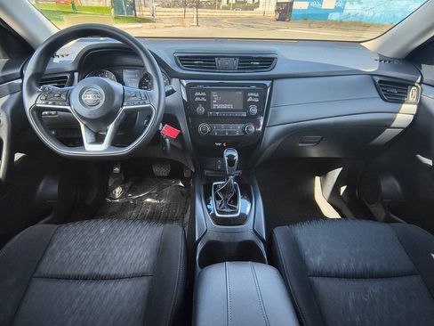 Used 2017 Nissan Rogue S AWD/4WD image 11