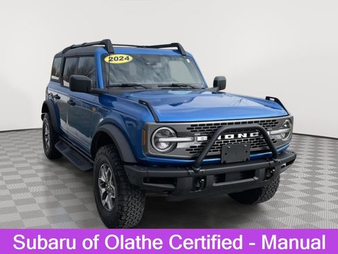 Used 2024 Ford Bronco Badlands image 1