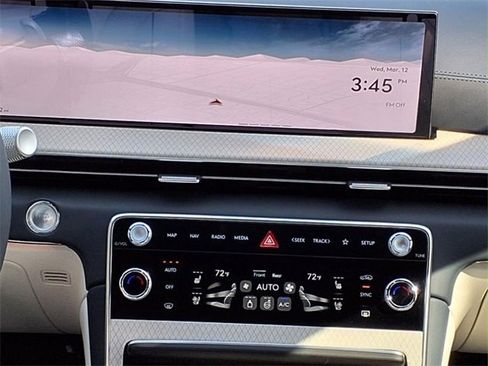 New 2025 Genesis GV80 3.5T Prestige image 12