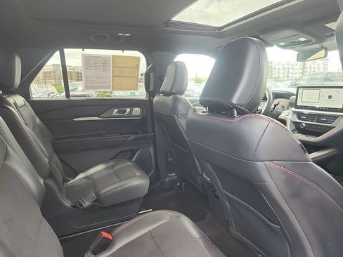 Certified 2025 Ford Explorer ST AWD/4WD image 29